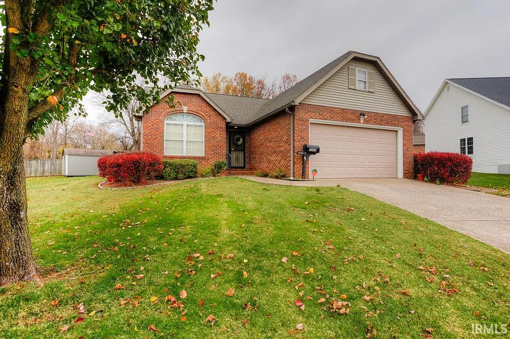 7948 Bayberry Dr photo 1