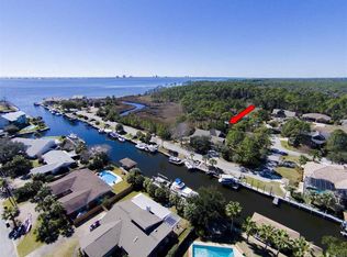 1017 Wild Roost Rd, Gulf Breeze, FL 32563