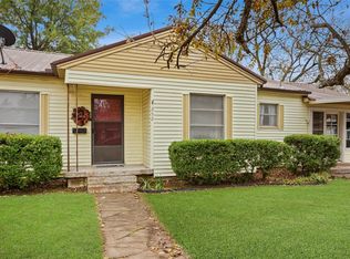 252 E Boyd St, Bonham, TX 75418