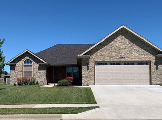 5506 N Newport Dr, Ozark, MO 65721