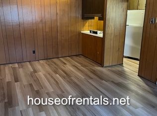 1005 Shawnee Trl #3, Carterville, IL 62918