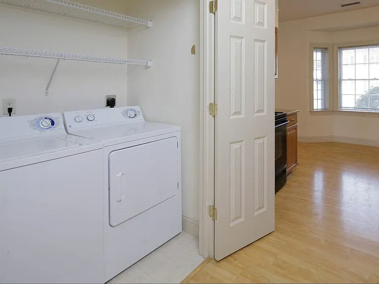Fairhaven Residential Garden Apartment Homes — Photo 23