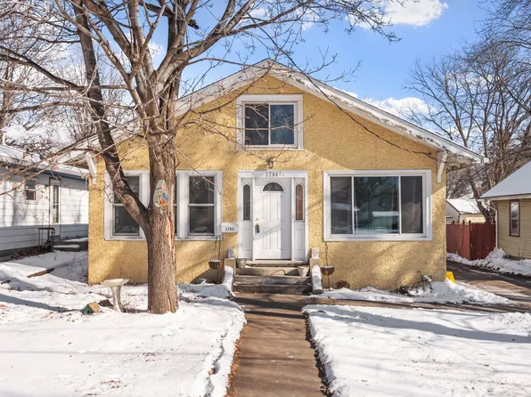 1704 Eustis St, Lauderdale, MN 55113