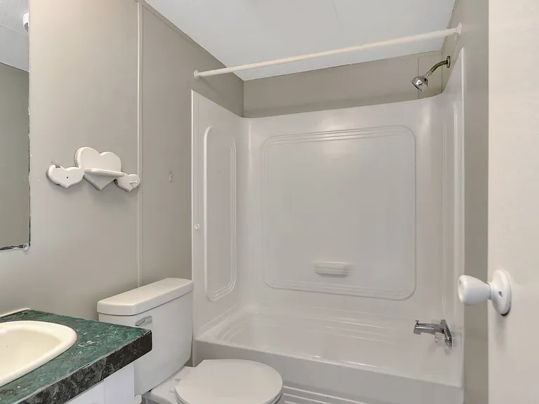 2751 Malvern Ave — Photo 48