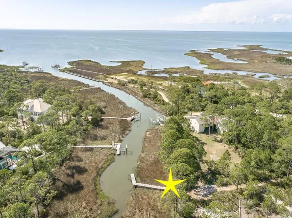 1647 Gannet Trl, Saint George Island, FL 32328