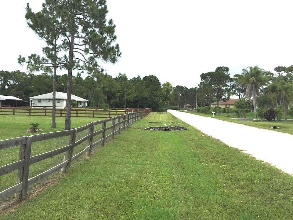 2nd image of 14117 79th Ct N