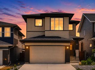 62 W Evansfield Grn NW, Calgary, AB T3P1J9