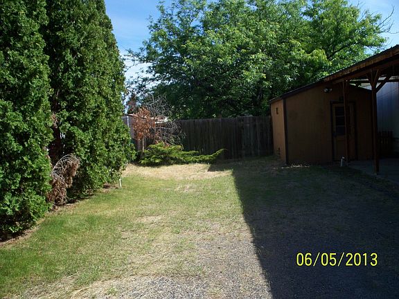 Room Front Yard for Parking