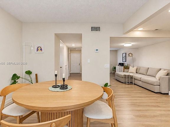 5th image of 6526 SW 41st St