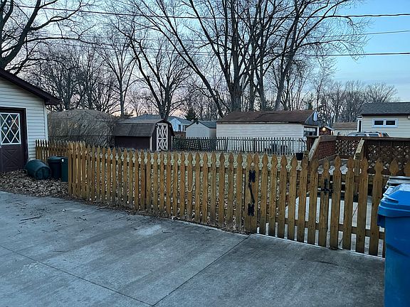 5th image of 2148 Miriam Ave