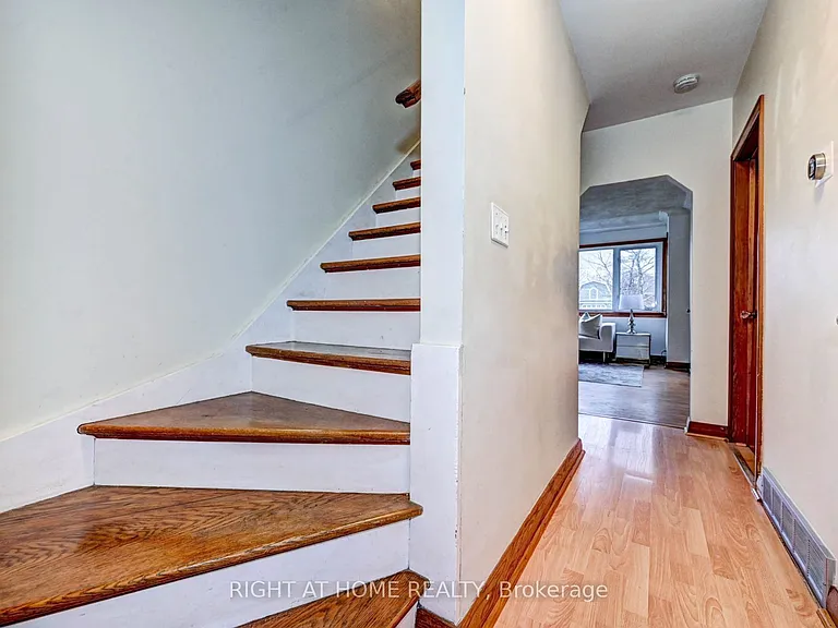 45 Philip Ave — Photo 8