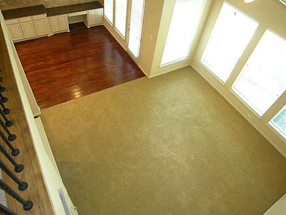 5th image of 2391 Greymoore Dr