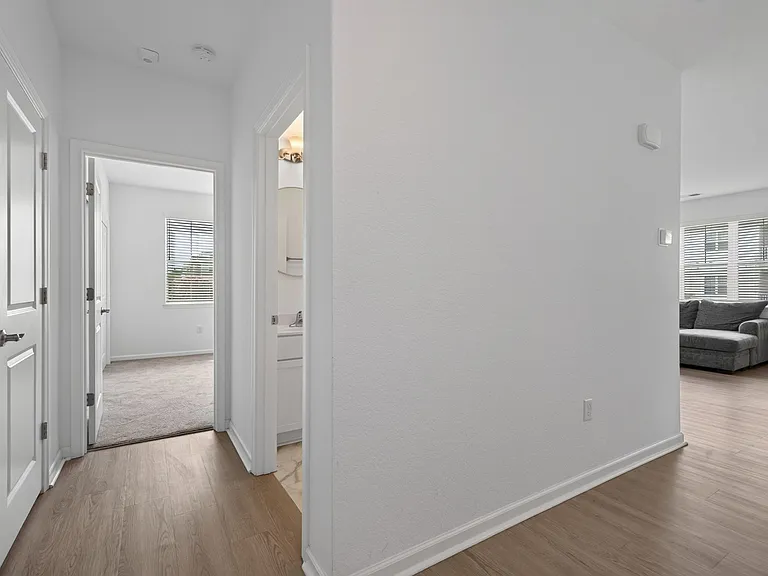 1725 Dromolin Dr #208 — Photo 10