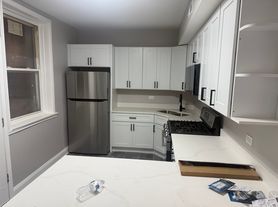 6400 S Peoria St, Chicago, IL