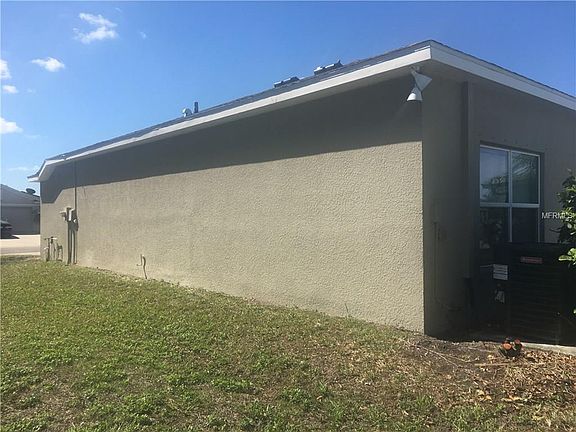 4th image of 715 Griffen Heights Ct