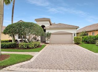 10871 Grande Blvd, West Palm Beach, FL 33412