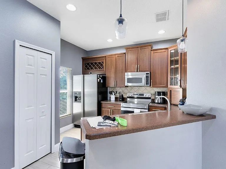 3891 Clubside Pointe Dr — Photo 3