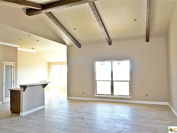 3rd image of 1038 Republic Cir