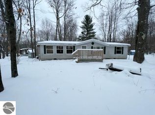 9647 W Moorestown Rd, Manton, MI 49663