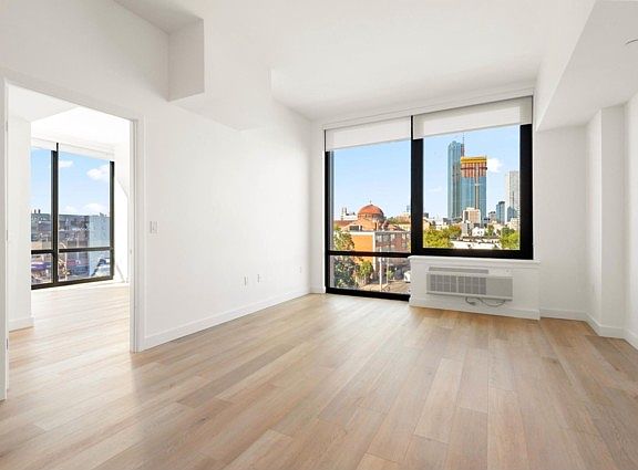 3rd image of 55 Orchard St #2403