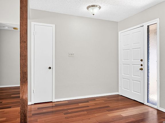 4th image of 1031 BAY HORSE DR