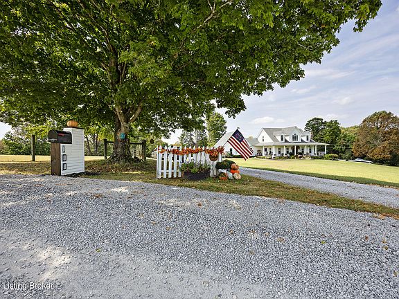 3rd image of 100 Bryant Rd