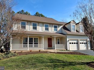 21746 Rolling Woods Pl, Sterling, VA 20164