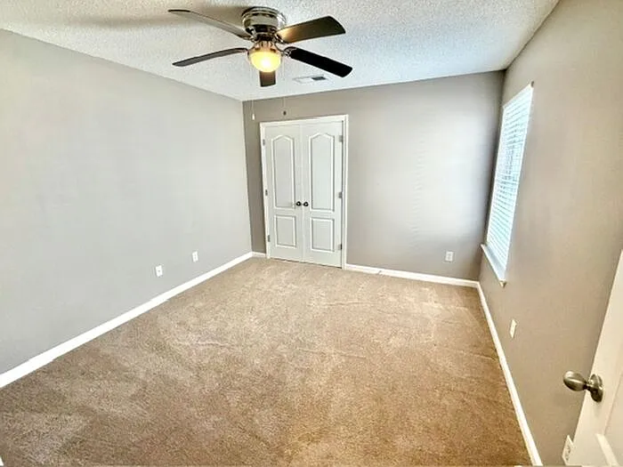 10226 Sterling Ridge Dr — Photo 8