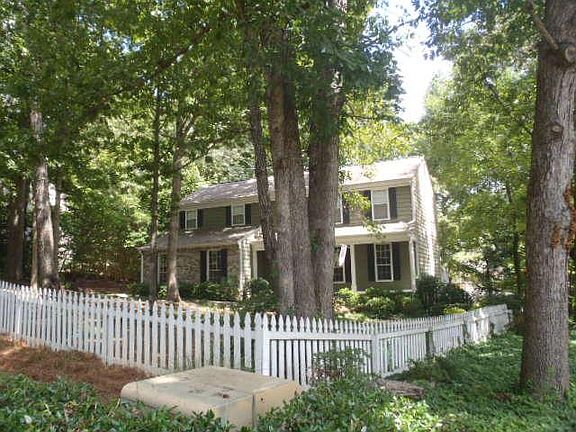 3rd image of 6126 Mountcreek Pl