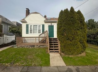 535 S Vermont St, Portland, OR 97219