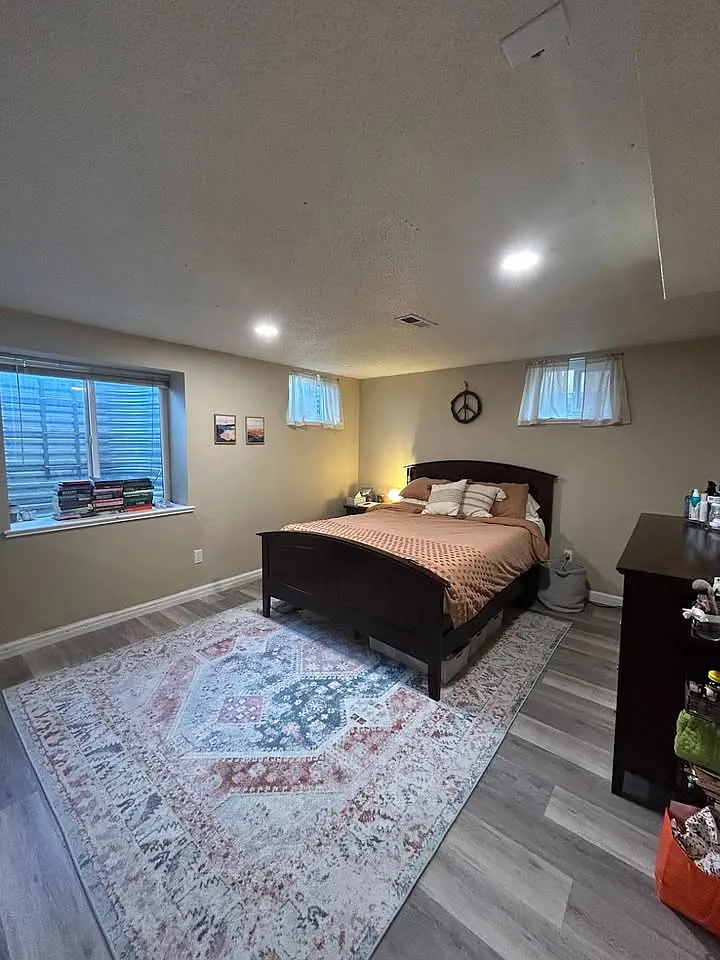 2 bed, 1100 sqft, $1,600 — Photo 1