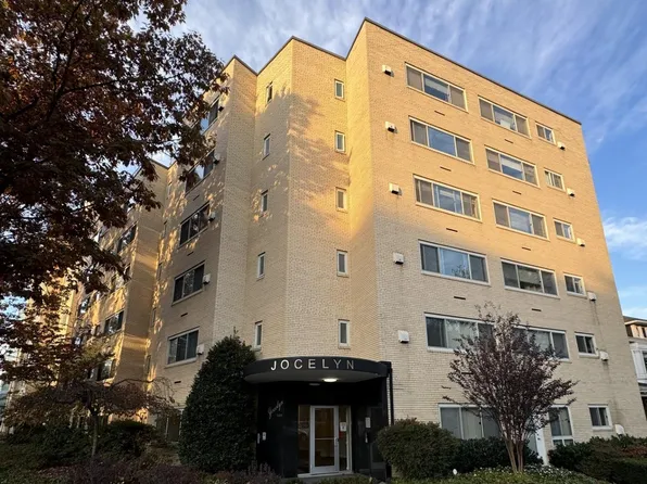 5315 Connecticut Ave NW APT 406, Washington, DC 20015