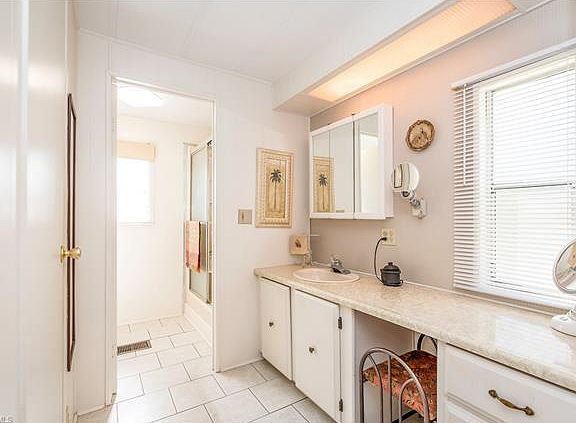 5th image of 26021 Countess Ln