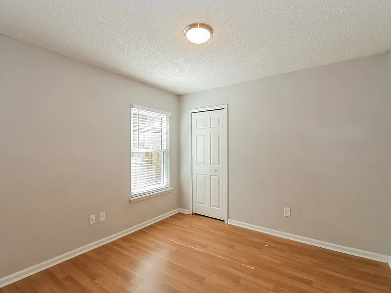 5462 Catspaw Ln — Photo 13