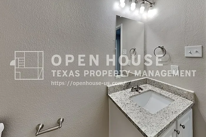 1304 Eagle Wing Ln — Photo 23