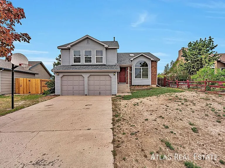 8150 Camfield Cir — Photo 23
