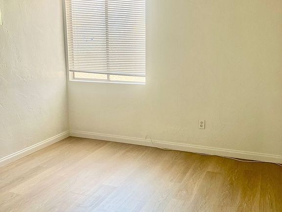 3rd image of 2656-2658 C St #2