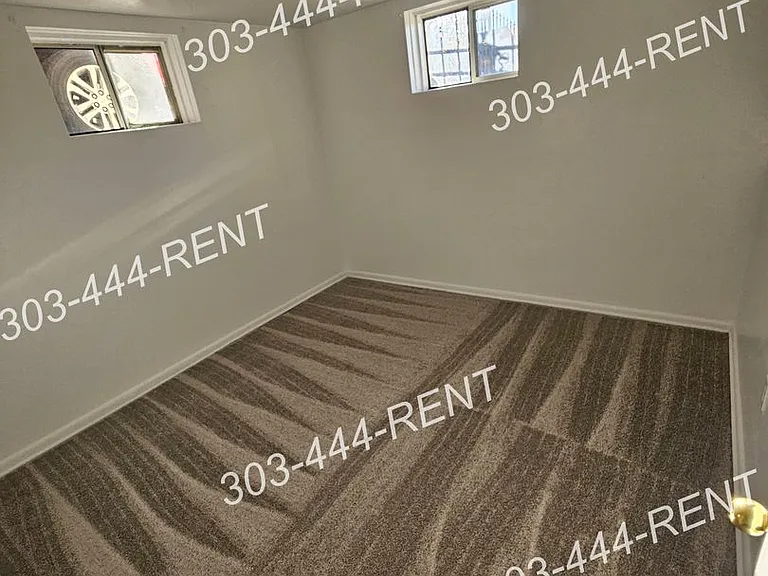 518-520 522 & S 1st Way #524-1520 — Photo 9