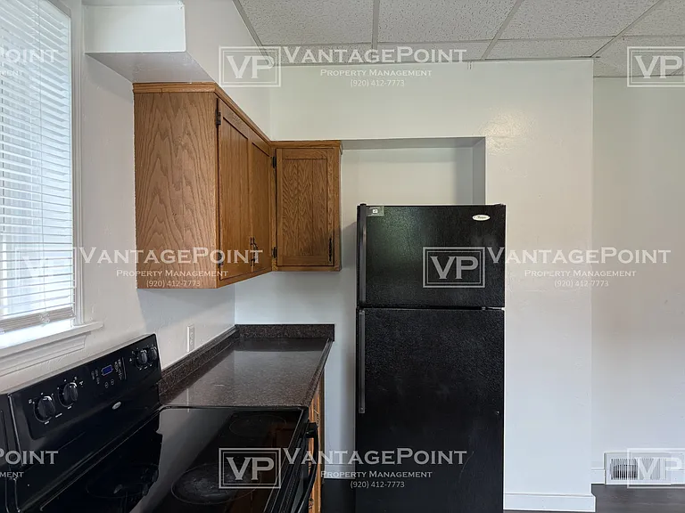 420 E Pine St — Photo 10