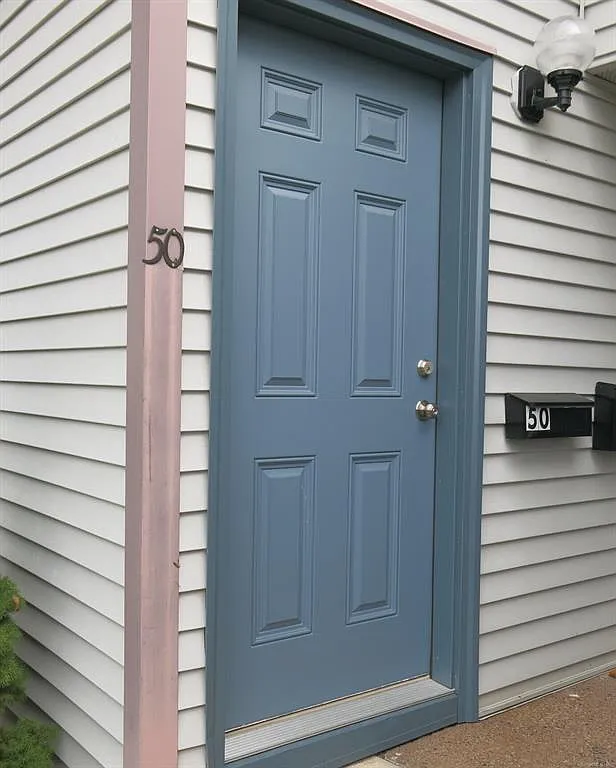 2 bed, 1038 sqft, $2,100 — Photo 3