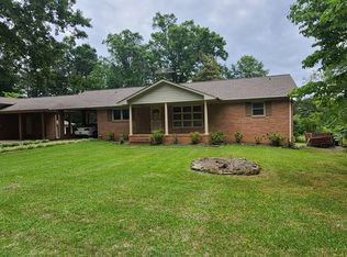 209 Lakeview Dr, Landrum, SC 29356