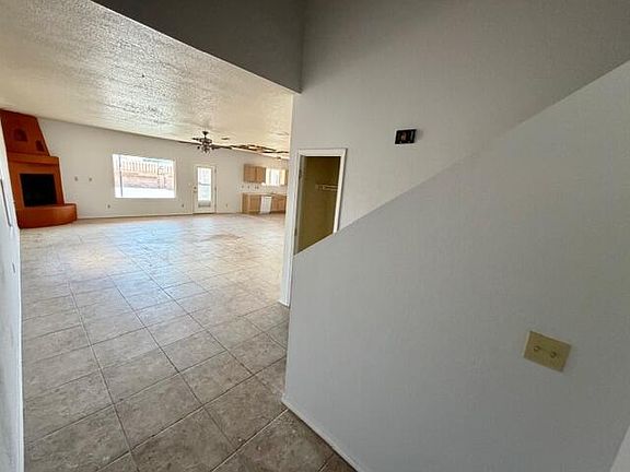 2nd image of 1332 Tesuque Ct NE