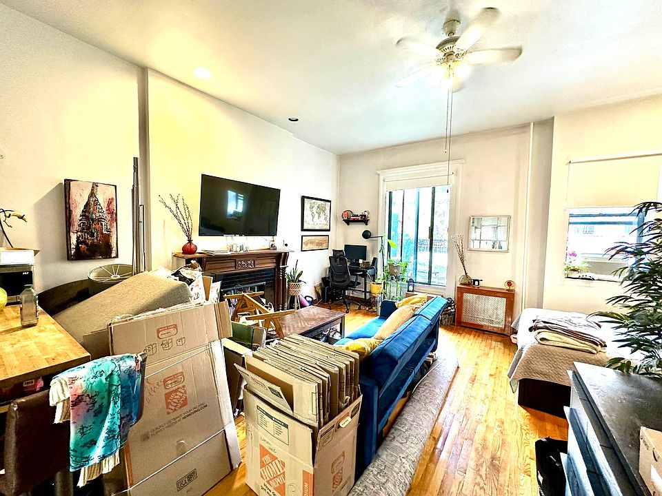 1st image of 43 W 69th St APT 3B