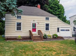 647 Wegman Rd, Rochester, NY 14624