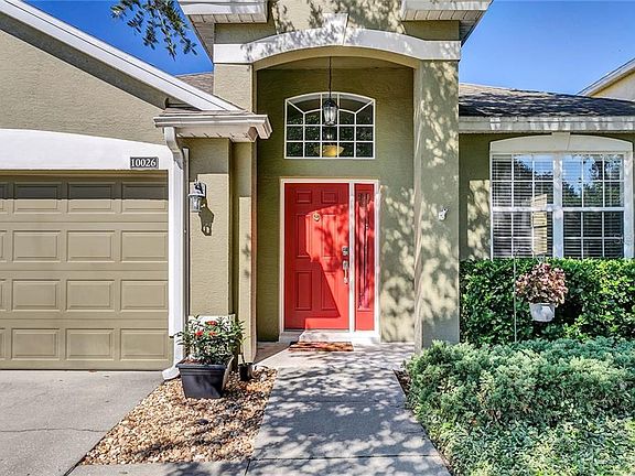 2nd image of 10026 Hidden Dunes Ln