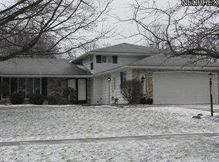 14961 Sherwood Dr, Strongsville, OH