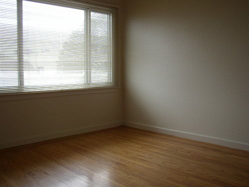 1st image of 453 Angus Ave W APT 6