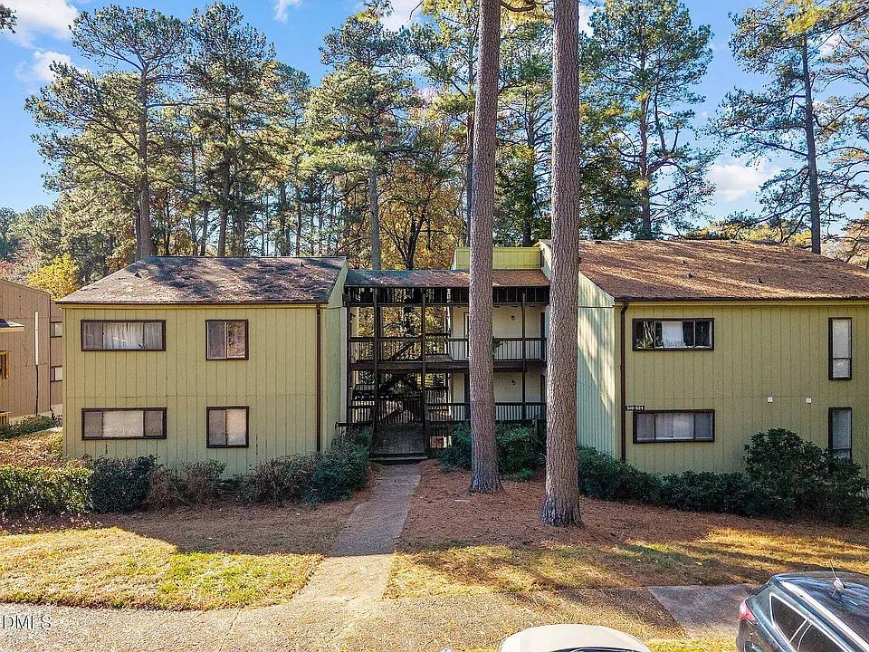 514 Pine Ridge Pl