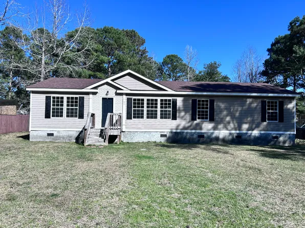 572 Arbor Dr SE, Bolivia, NC 28422