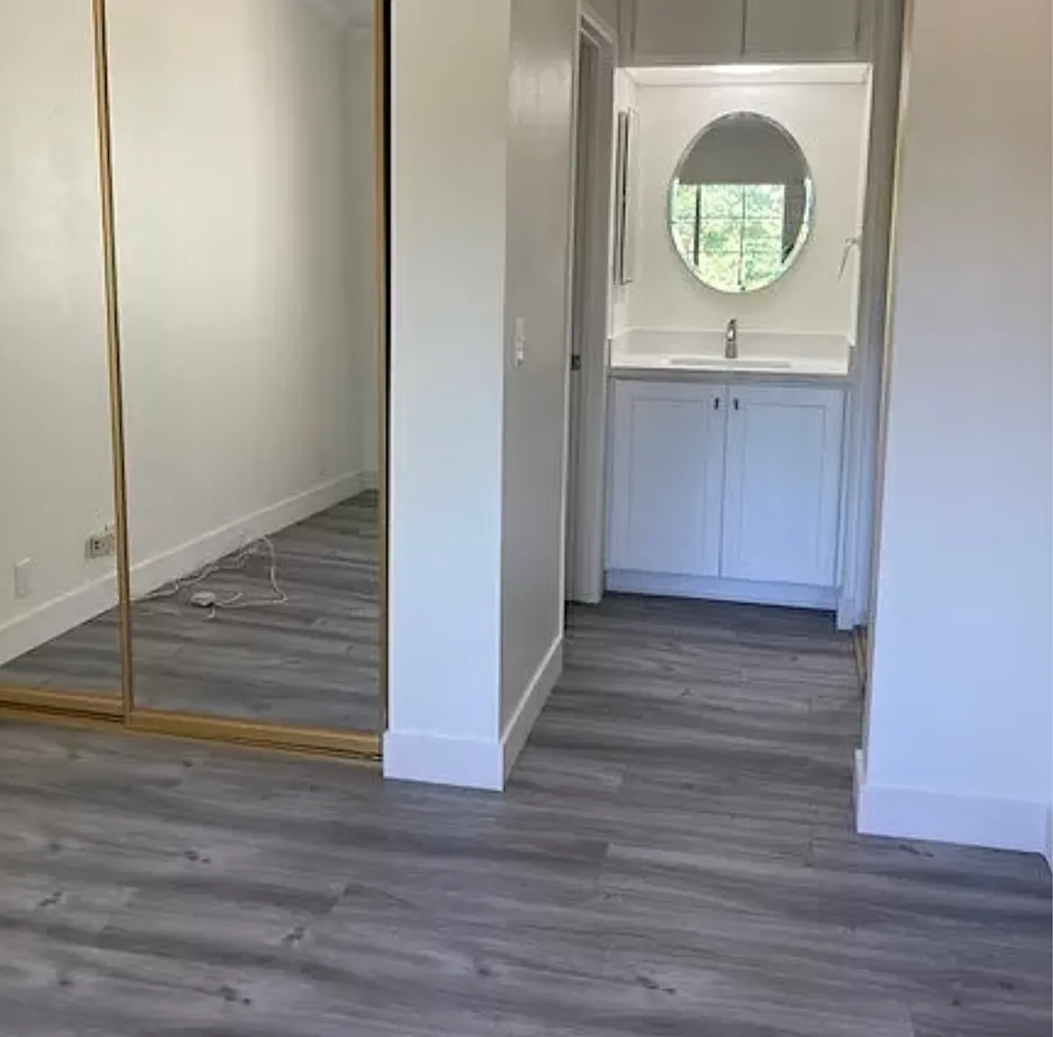 2 bed, 737 sqft, $2,700 — Photo 1